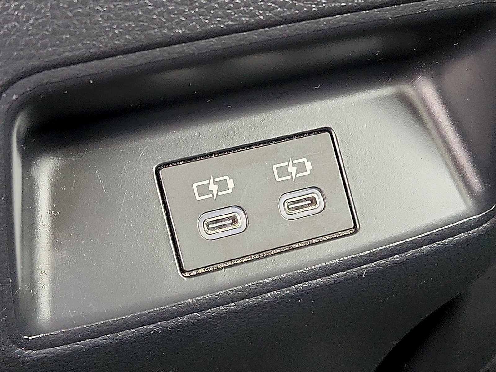 Used 2024 Toyota Corolla LE image 11