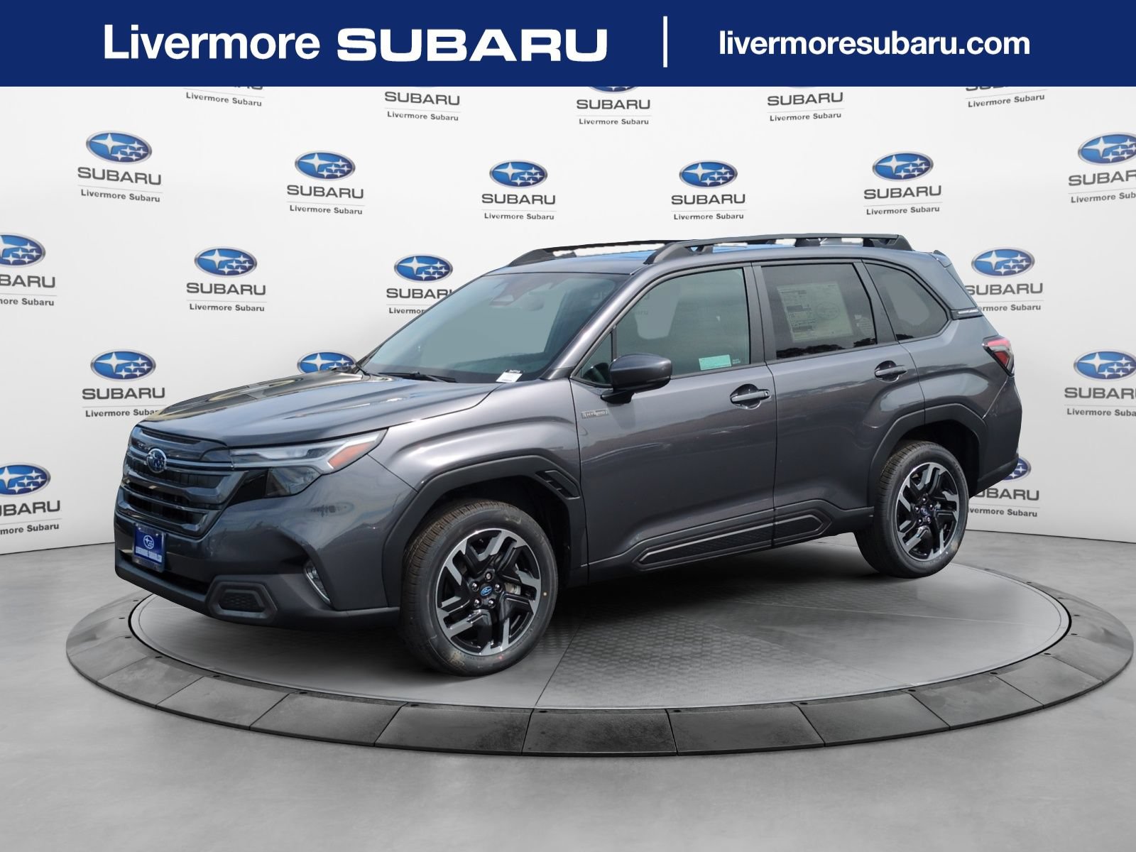 New 2026 Subaru Forester Premium AWD/4WD image 1