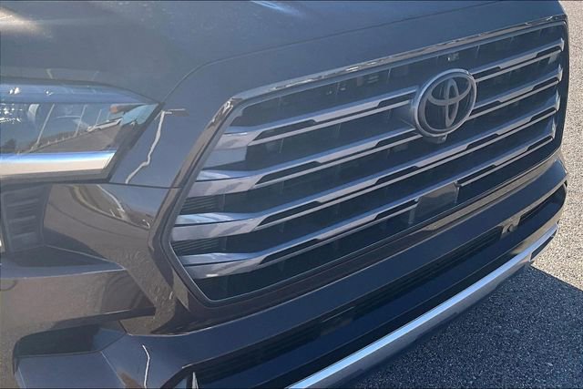 Used 2024 Toyota Sequoia Limited image 29