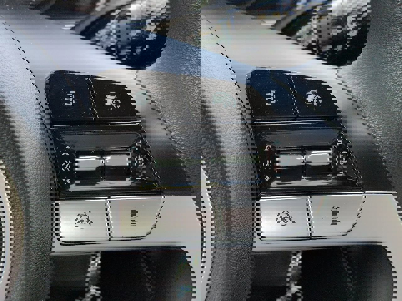 Used 2024 Hyundai Tucson SE image 24