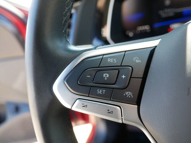 Used 2023 Volkswagen Jetta SE w/ Panoramic Sunroof Package image 25