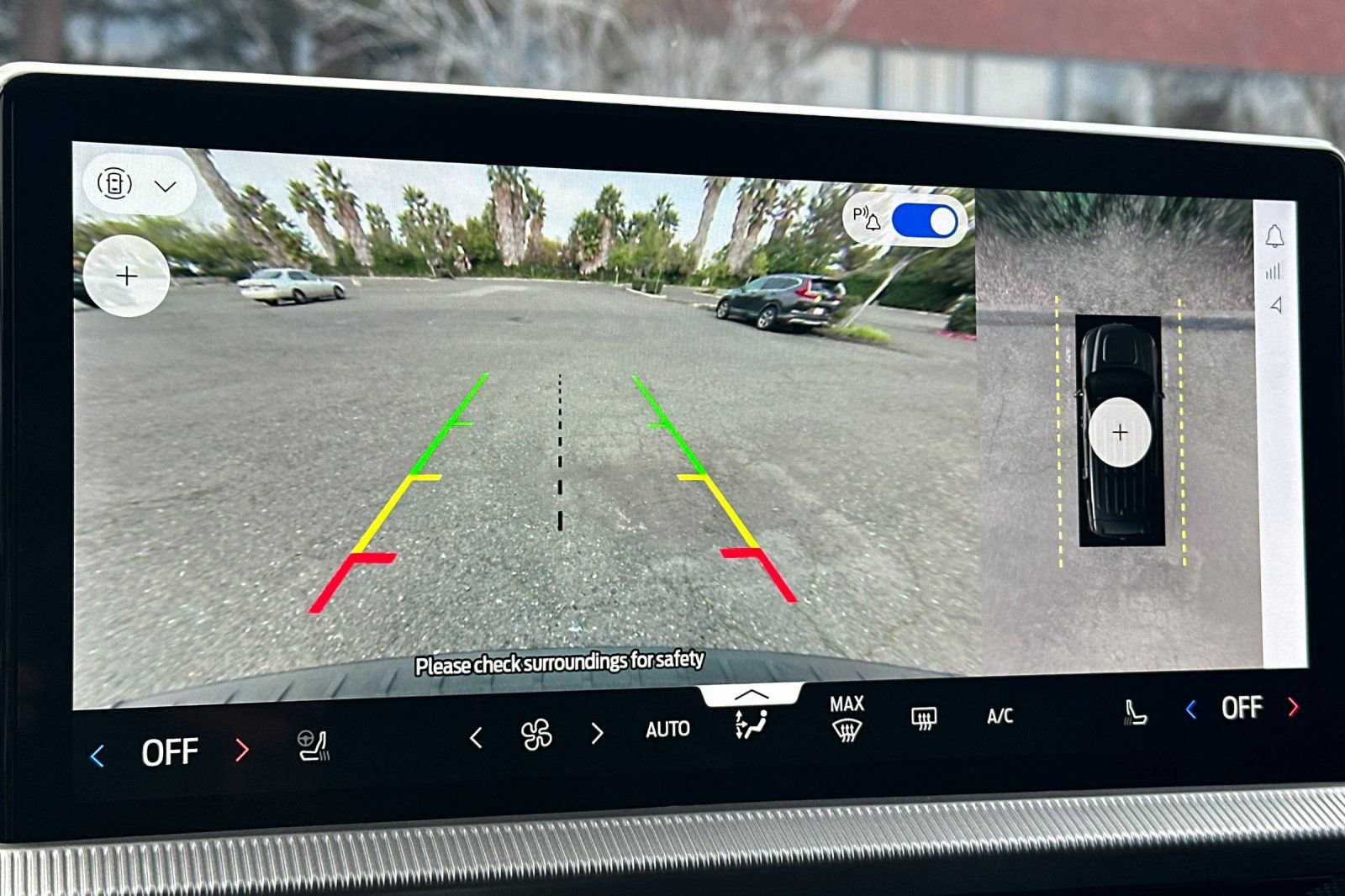 Used 2025 Ford Explorer ST-Line w/ Premium Package image 20