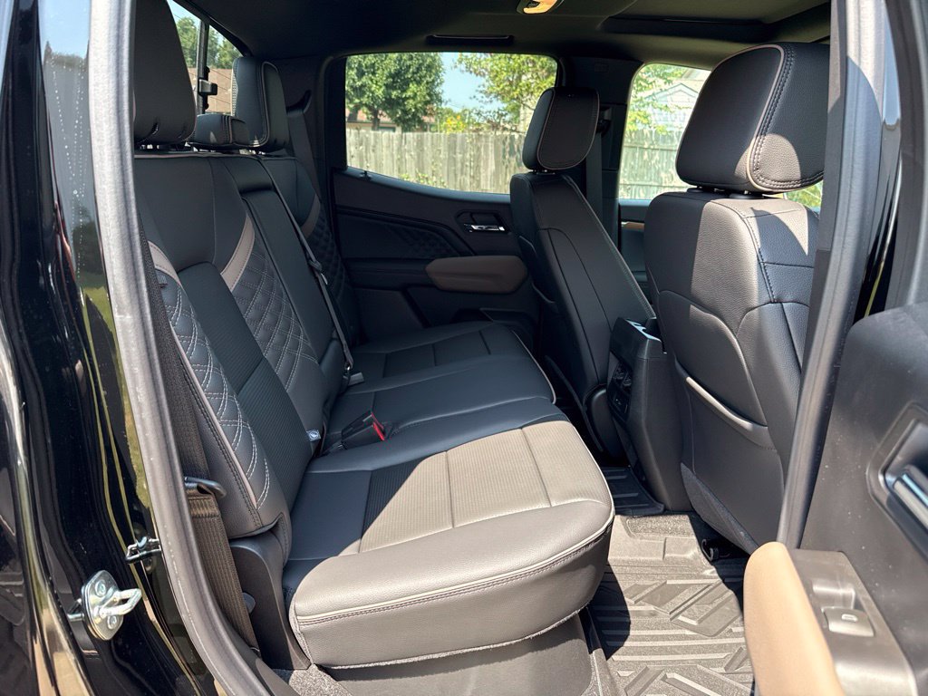 New 2026 GMC Canyon Denali w/ LPO, Denali Black Edition AWD/4WD image 19