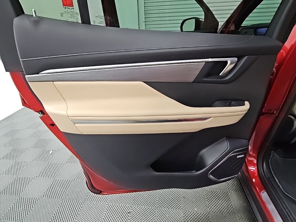 New 2026 Buick Enclave Preferred w/ Super Cruise Package image 36