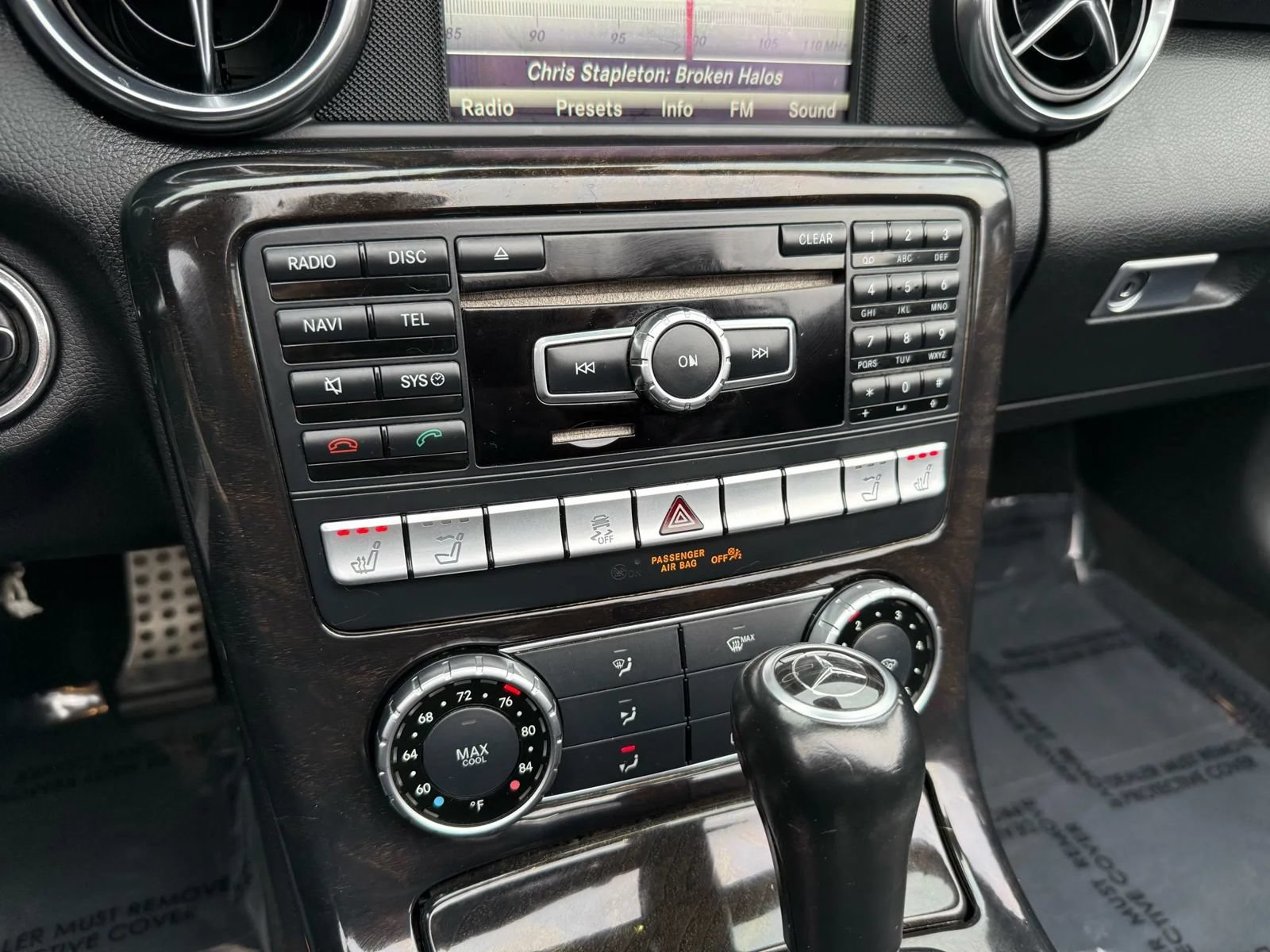 Used 2015 Mercedes-Benz SLK 250 image 19
