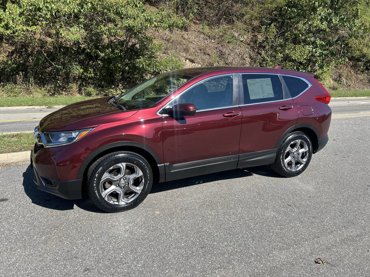 Used 2017 Honda CR-V EX image 3