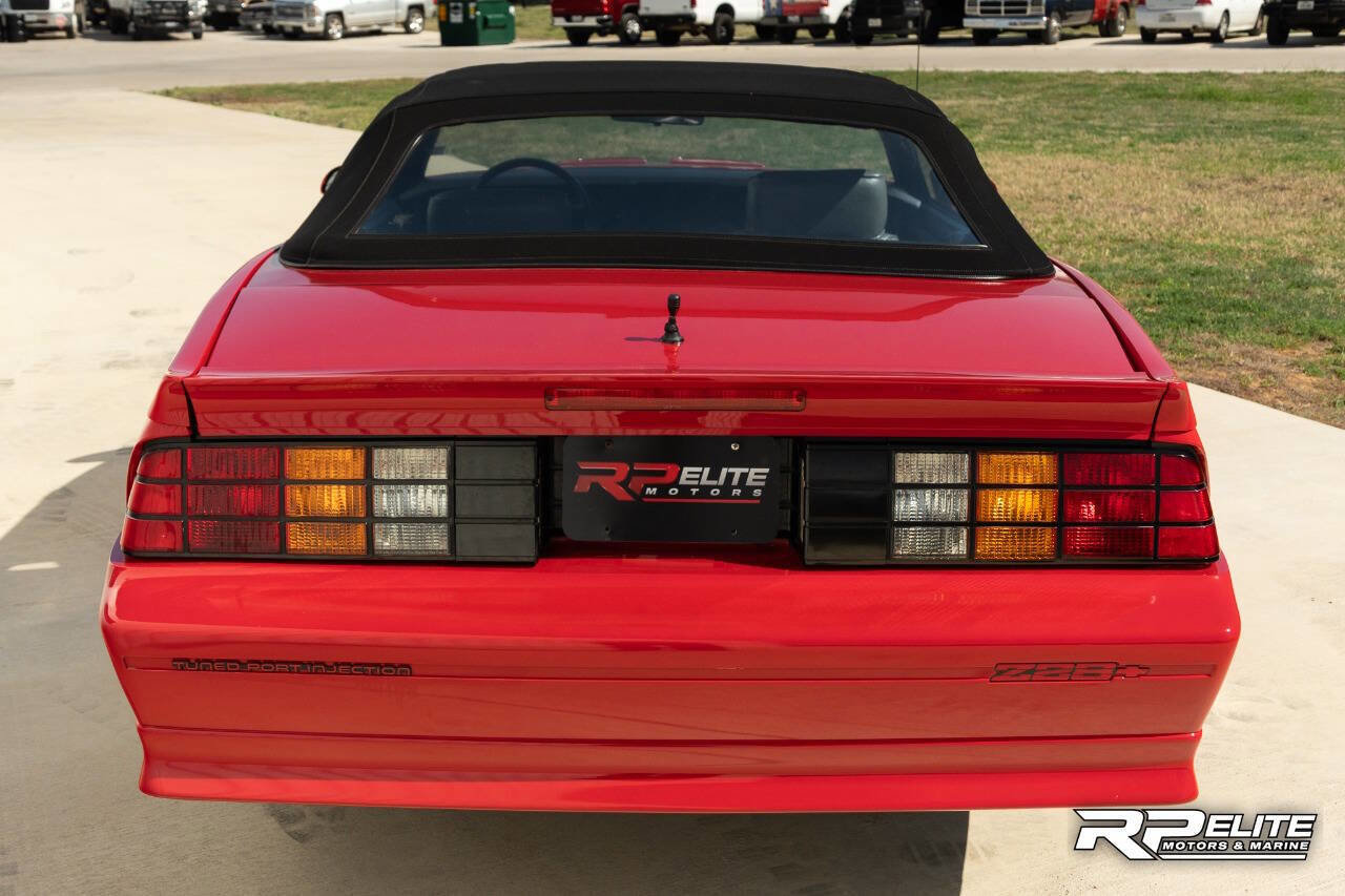Used 1991 Chevrolet Camaro Z28 RWD image 9