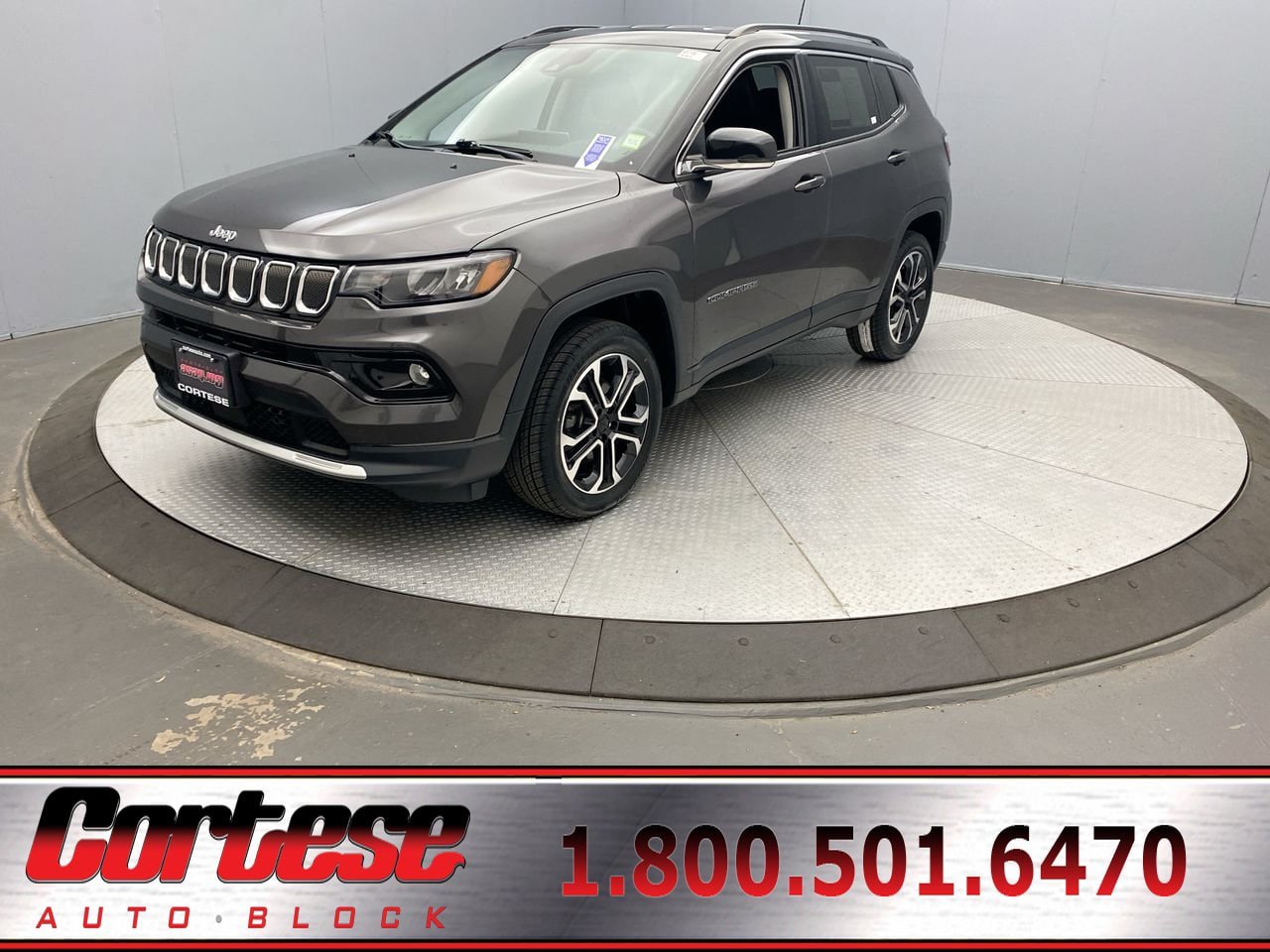 Used 2022 Jeep Compass Limited AWD/4WD image 1