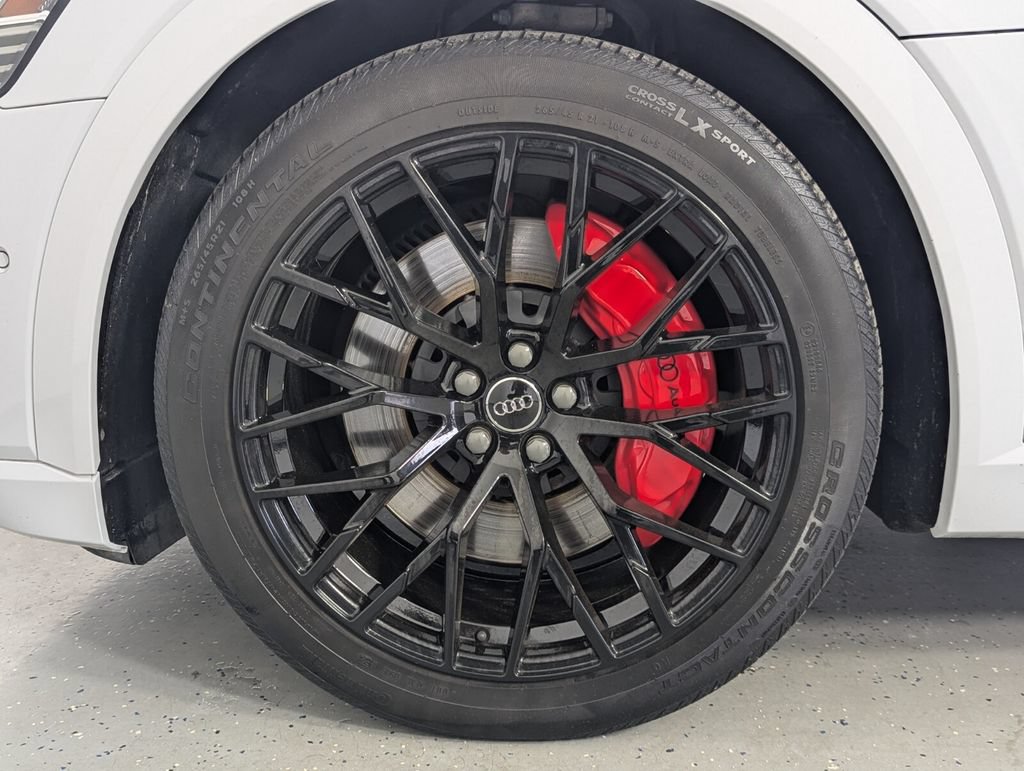 Used 2019 Audi e-tron Prestige w/ Prestige Package AWD/4WD image 9