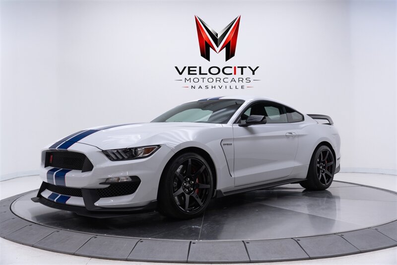 Used 2017 Ford Mustang Shelby GT350R w/ GT350R Equipment Group 920A RWD image 2