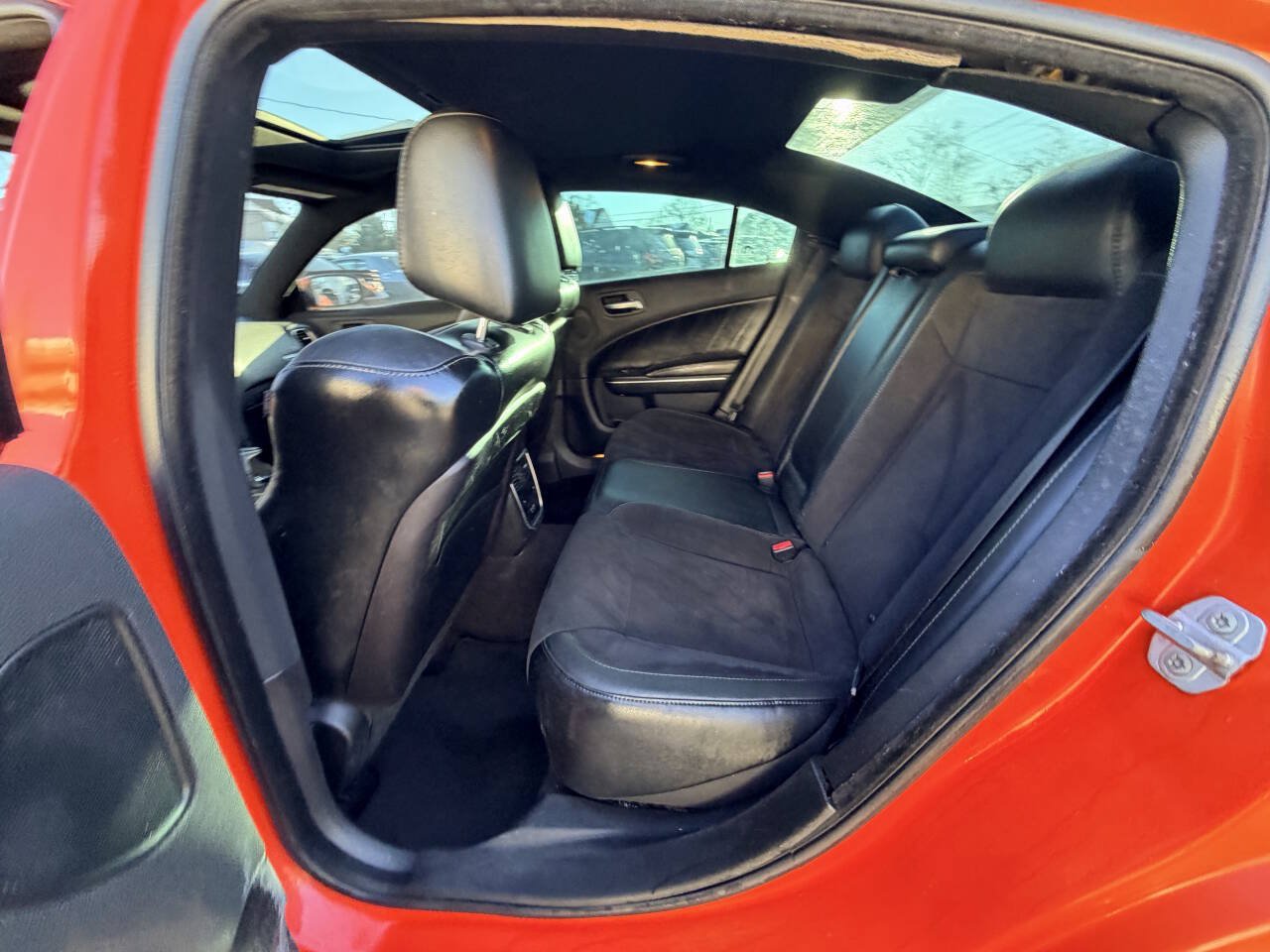 Used 2016 Dodge Charger R/T Scat Pack w/ Technology Group RWD image 45