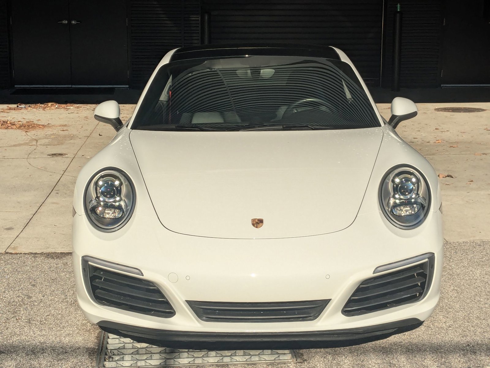 Used 2017 Porsche 911 Carrera S image 6