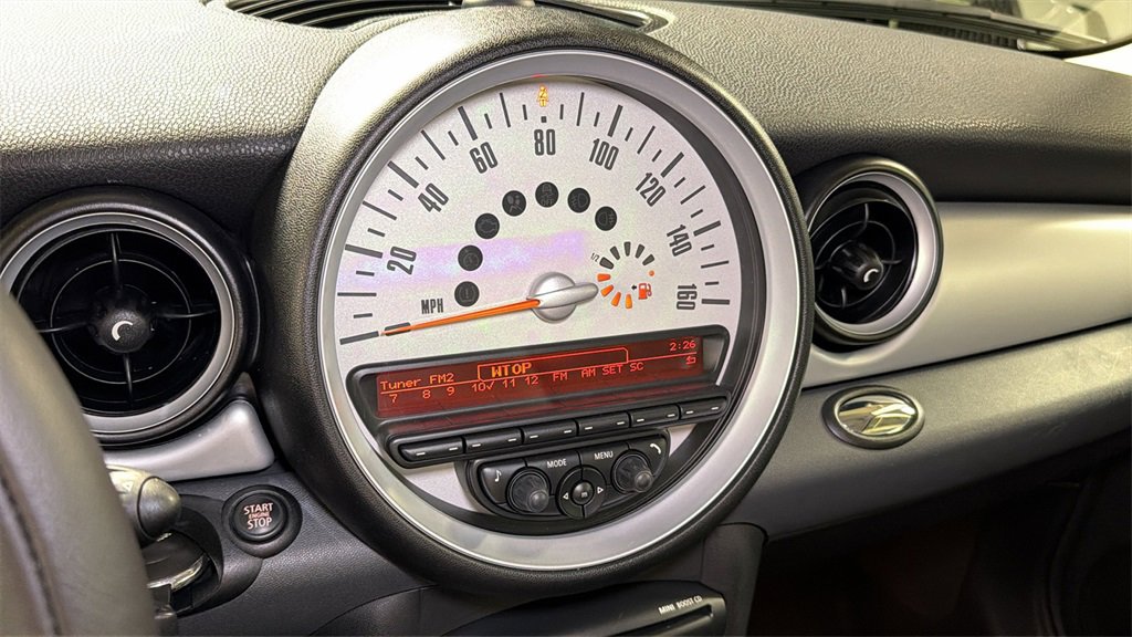 Used 2011 MINI Cooper Hardtop image 22
