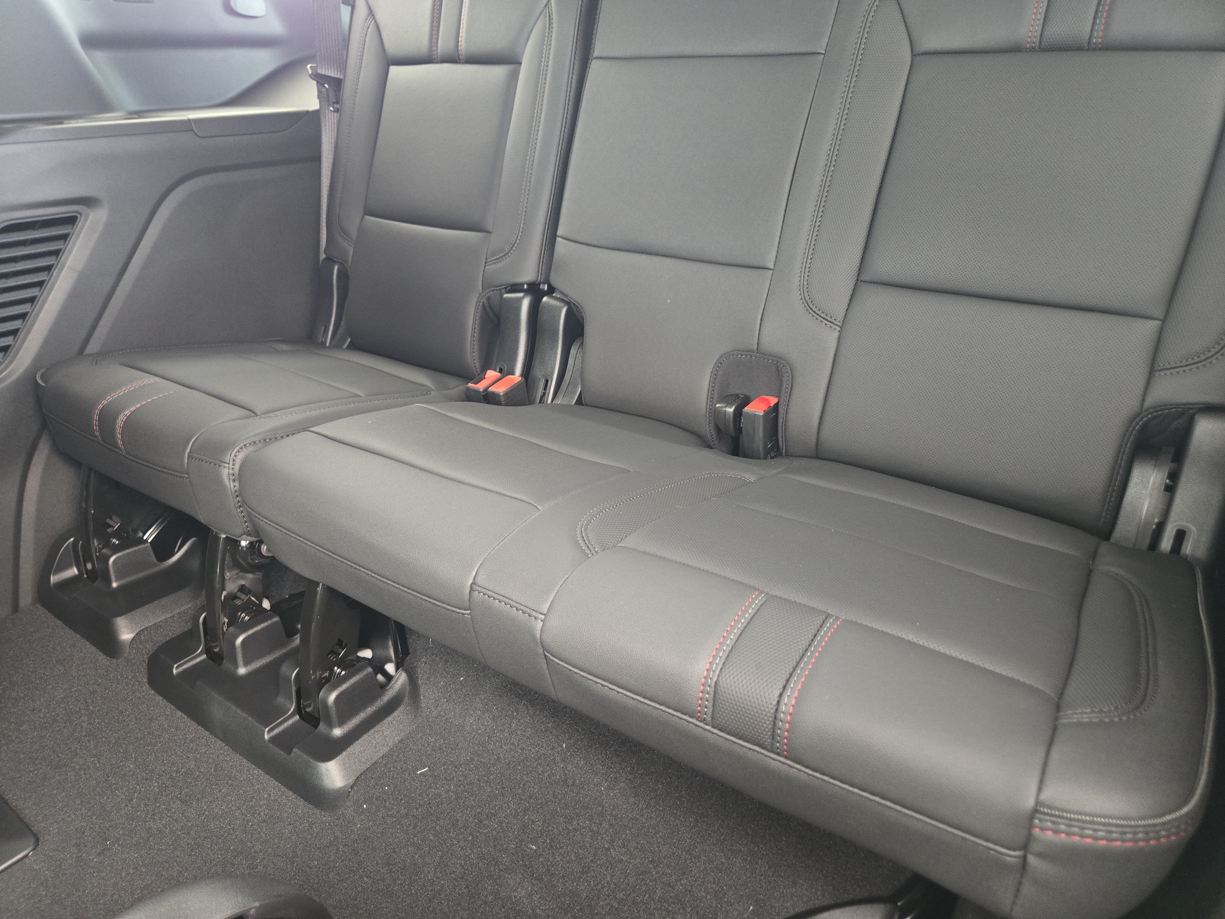 New 2026 Chevrolet Tahoe RST w/ RST Capability Package AWD/4WD image 21