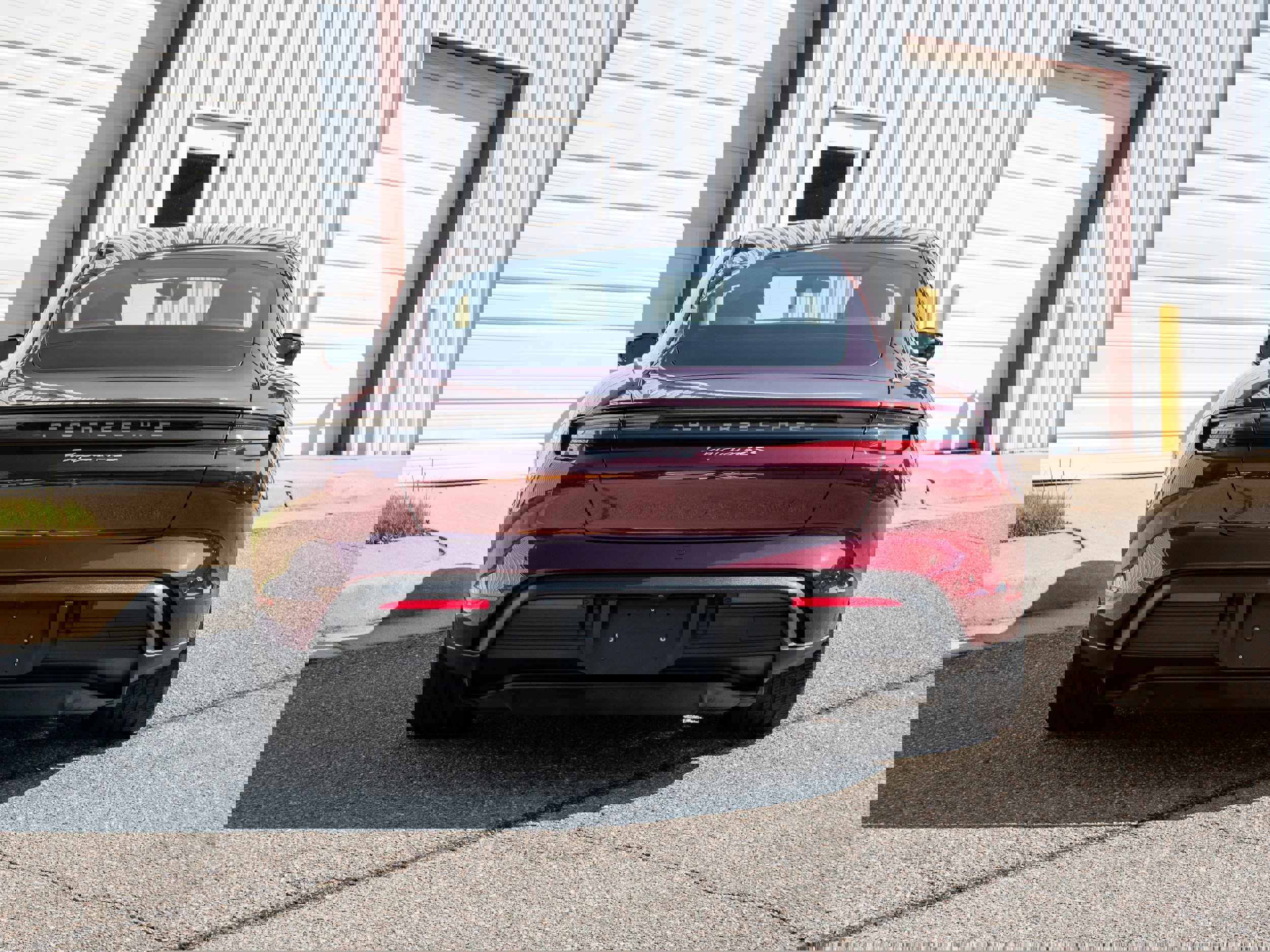 Used 2022 Porsche Taycan 4S image 6