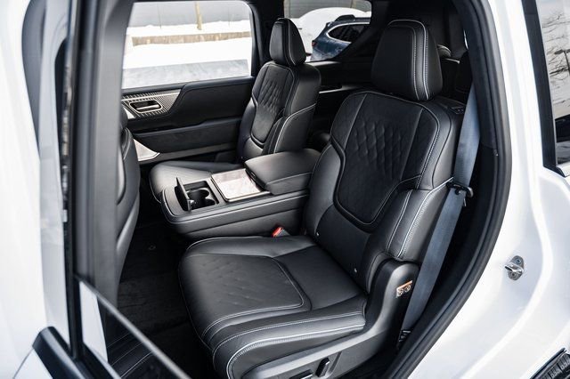 New 2026 INFINITI QX80 Autograph w/ Premium Cargo Package image 12