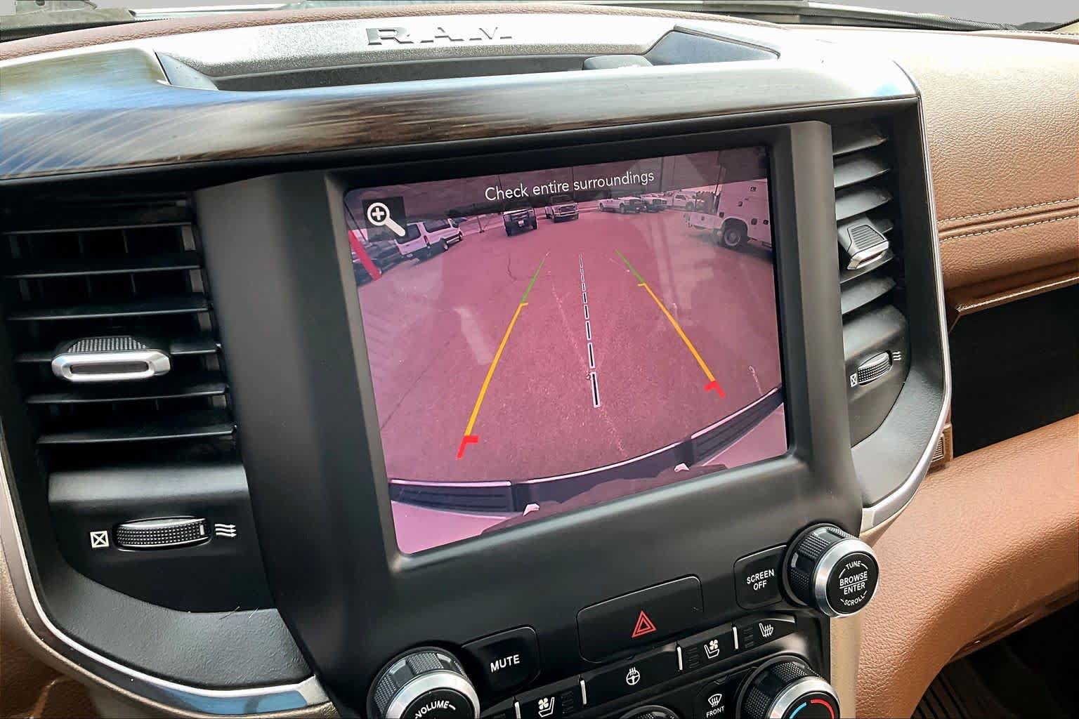 Used 2019 RAM 1500 Laramie AWD/4WD image 24