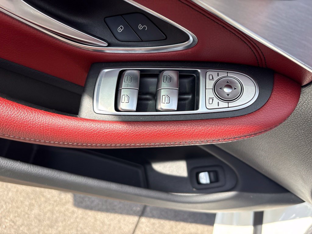 Used 2017 Mercedes-Benz C 300 4MATIC Cabriolet image 13