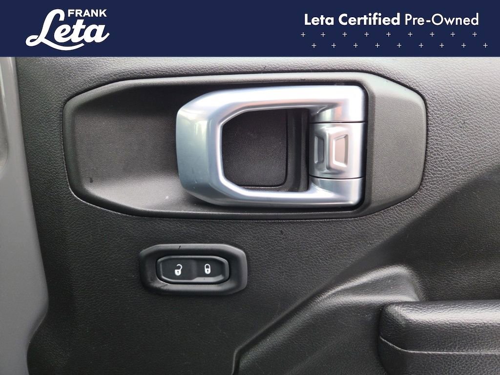 Used 2021 Jeep Gladiator Sport image 35