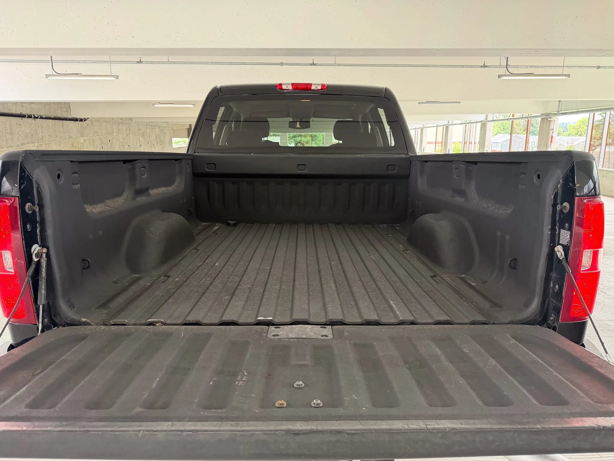 Used 2011 Chevrolet Silverado 2500 LT w/ Interior Plus Package AWD/4WD image 16