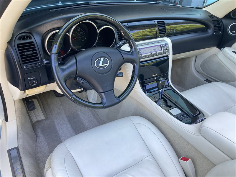 Used 2004 Lexus SC 430 Convertible RWD image 18