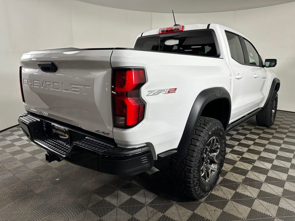 Used 2024 Chevrolet Colorado ZR2 AWD/4WD image 5