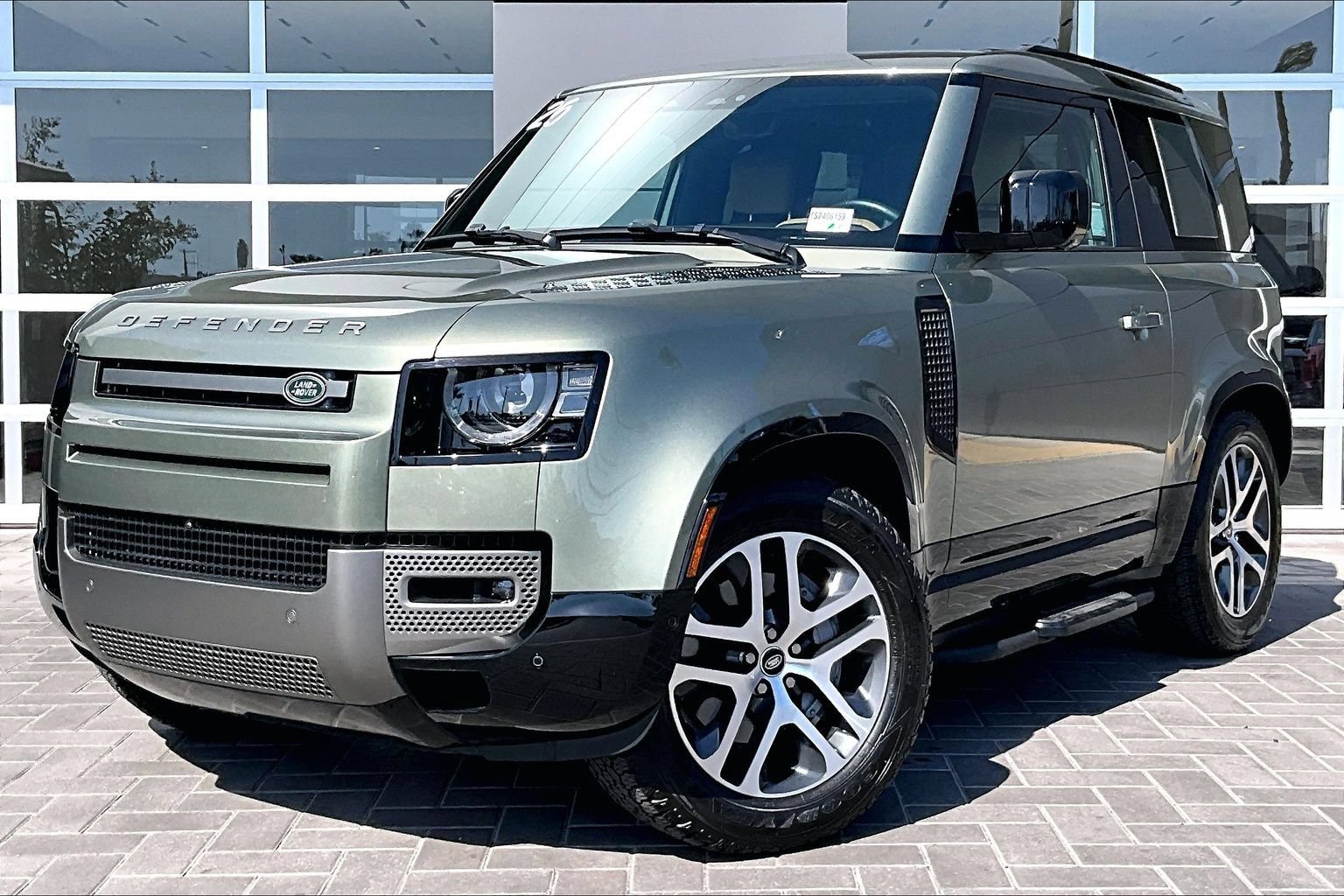 Used 2025 Land Rover Defender 90 X-Dynamic SE