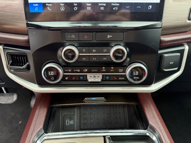 Certified 2024 Ford Expedition Limited RWD image 19
