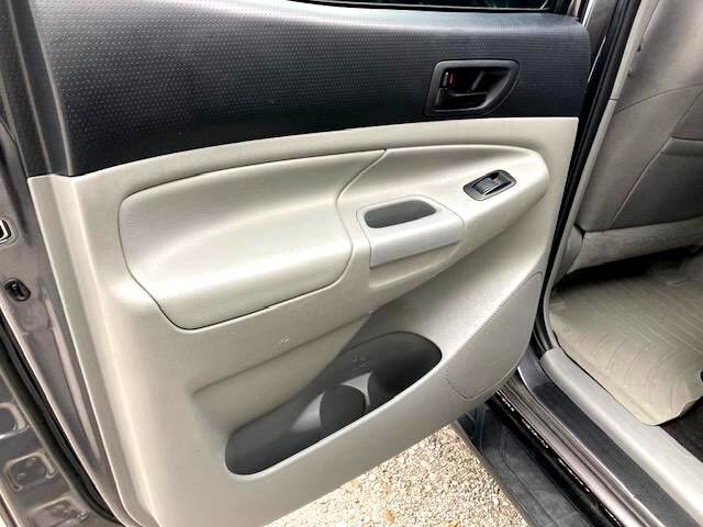 Used 2015 Toyota Tacoma TRD Pro image 27