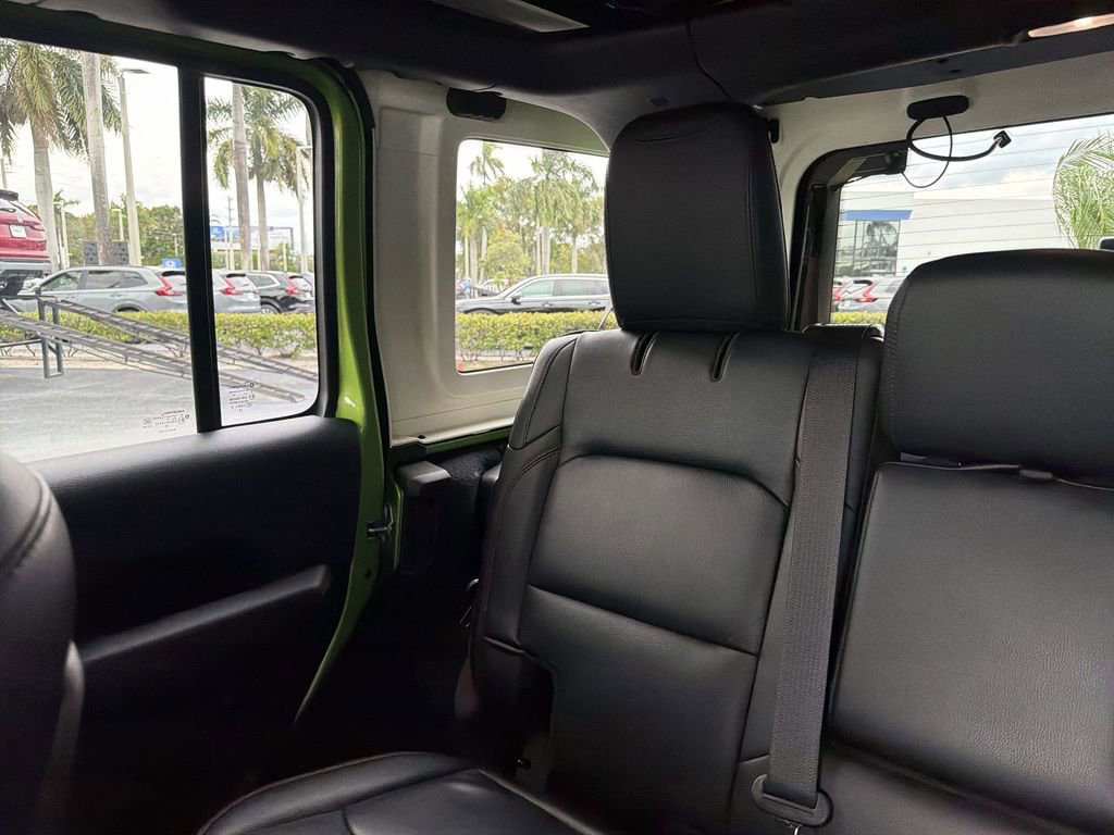 Used 2019 Jeep Wrangler Unlimited Rubicon image 11