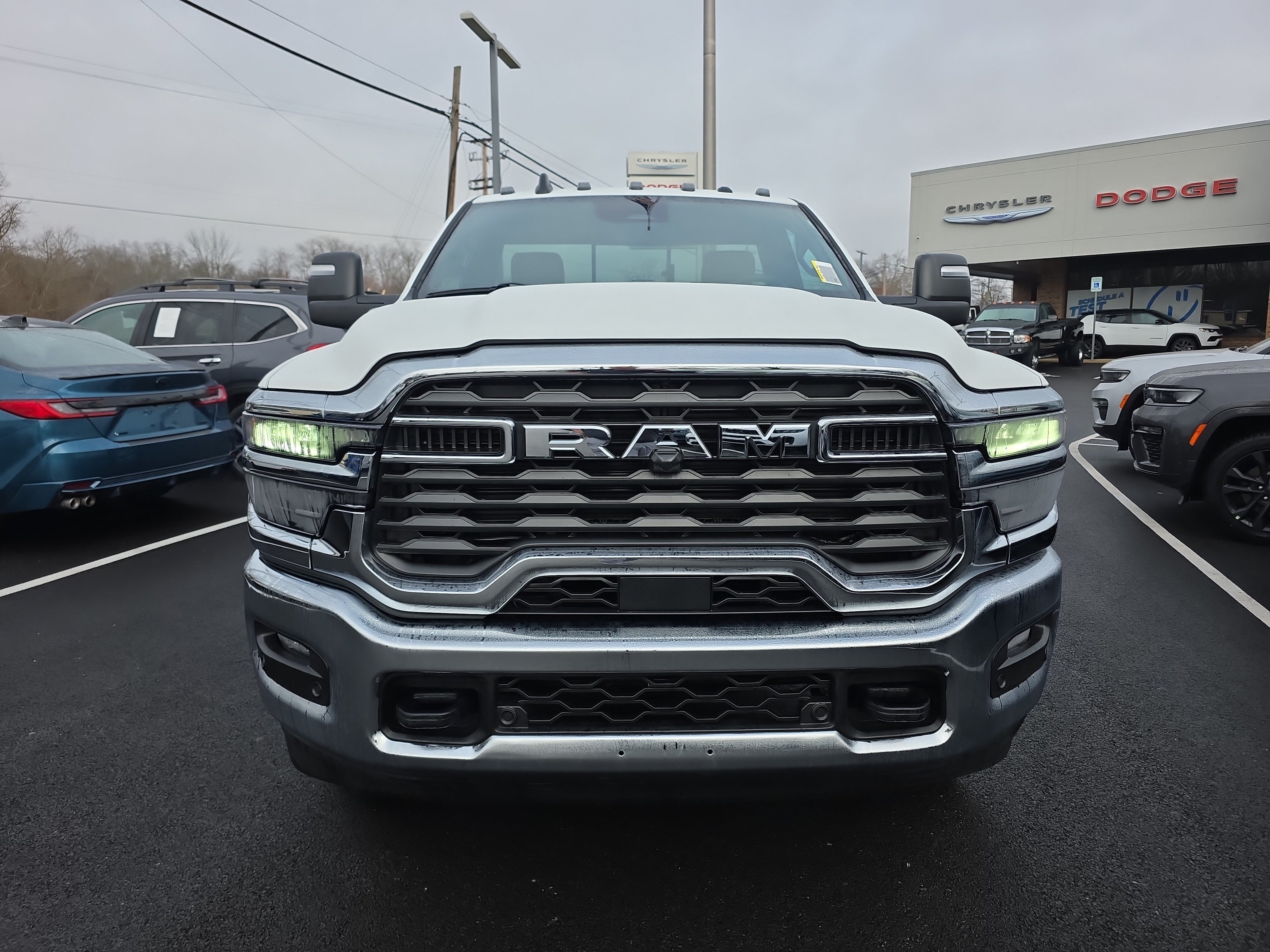 New 2026 RAM 2500 Tradesman AWD/4WD image 17