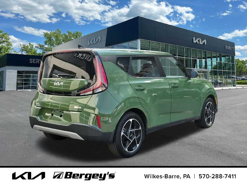 Certified 2023 Kia Soul EX FWD image 16