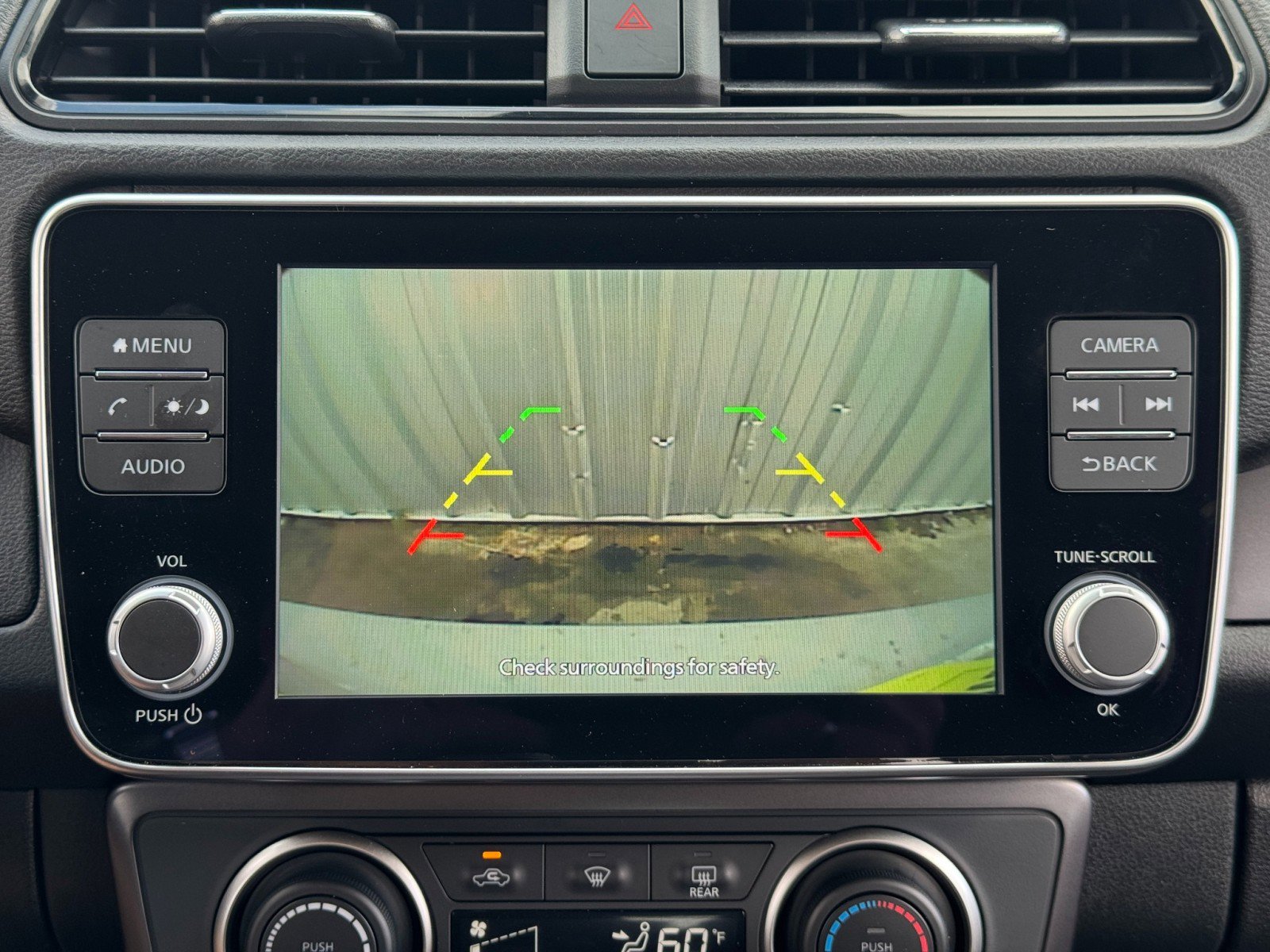 Used 2025 Nissan Leaf S image 24