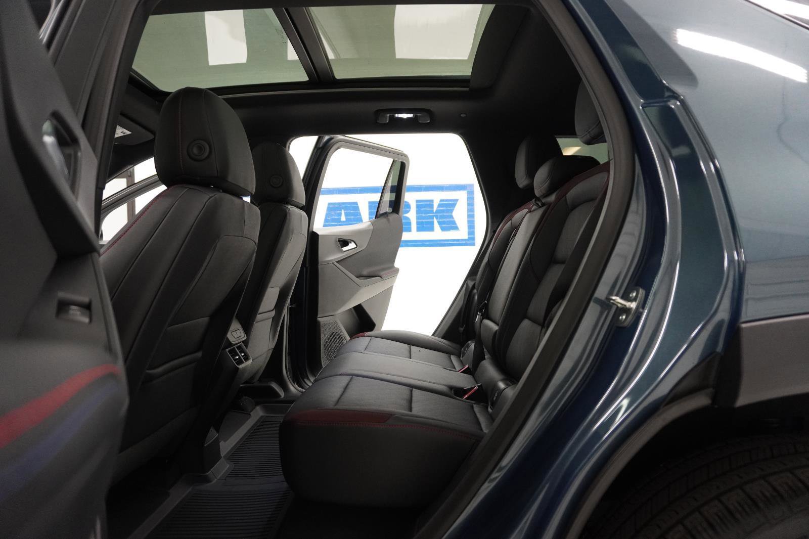 New 2026 Chevrolet Equinox RS w/ Convenience Package III image 39