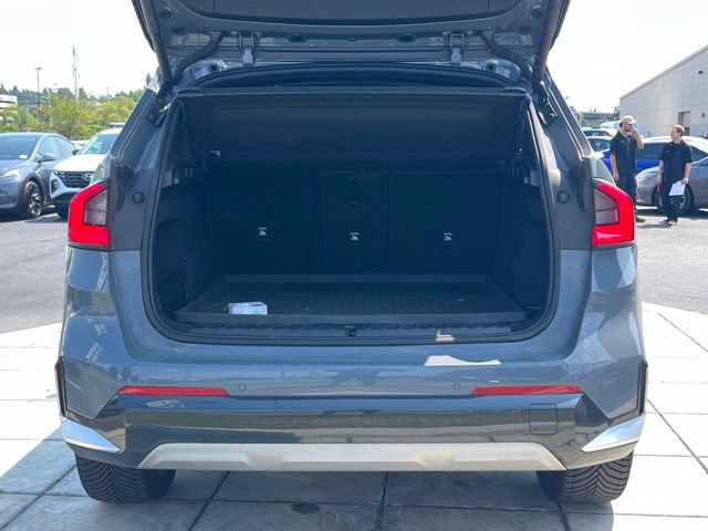 Used 2023 BMW X1 xDrive28i w/ Premium Package AWD/4WD image 8