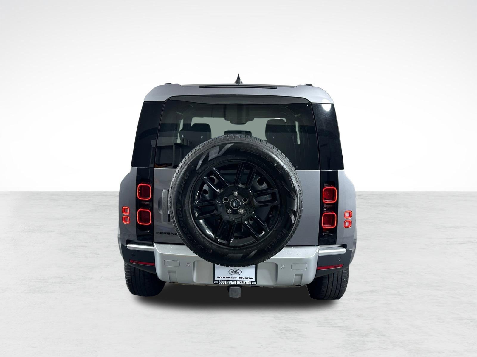 Certified 2024 Land Rover Defender 90 S image 10