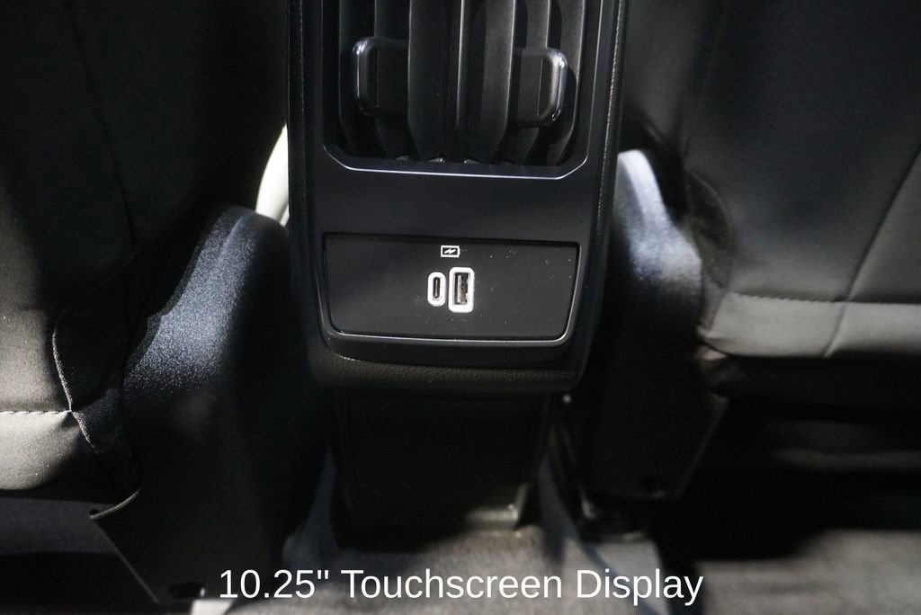 Used 2024 Dodge Hornet R/T image 8