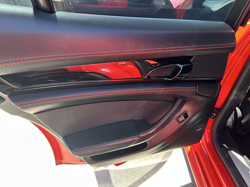 Used 2010 Porsche Panamera S RWD image 32