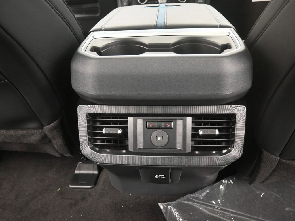 New 2026 Ford F250 Platinum w/ FX4 Off-Road Package image 16