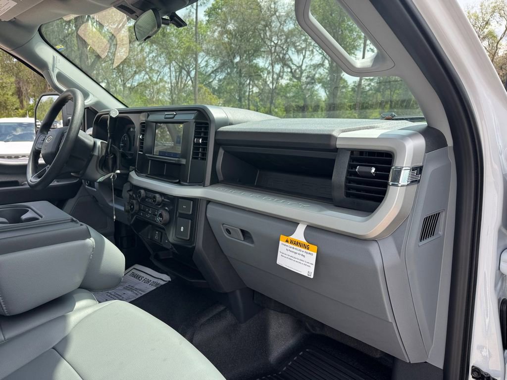 New 2026 Ford F550 4x4 Regular Cab Super Duty image 19