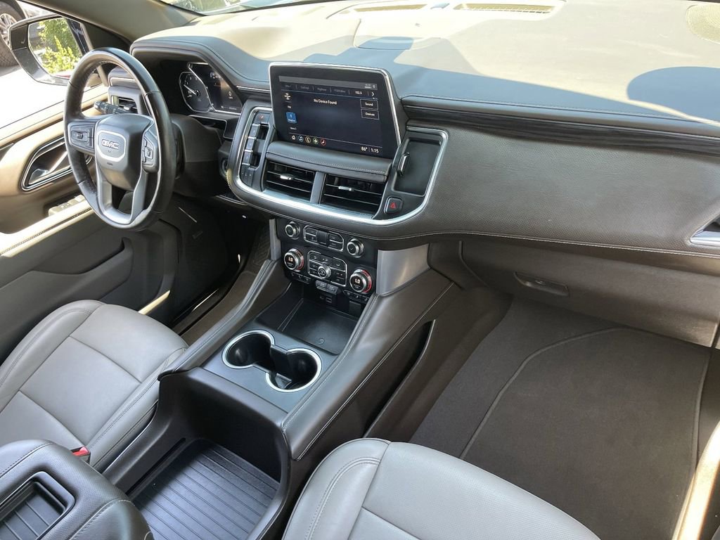 Used 2021 GMC Yukon XL SLT w/ SLT Luxury Package image 13
