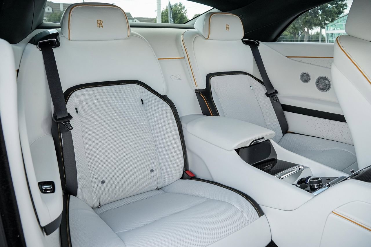 New 2025 Rolls-Royce Spectre Black Badge AWD/4WD image 43