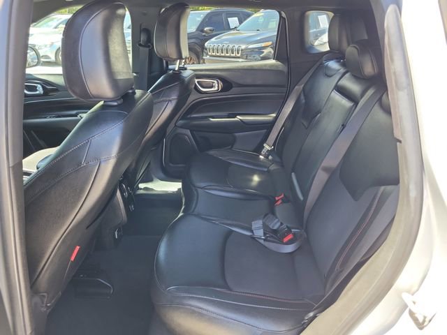 Used 2024 Jeep Compass Trailhawk AWD/4WD image 12