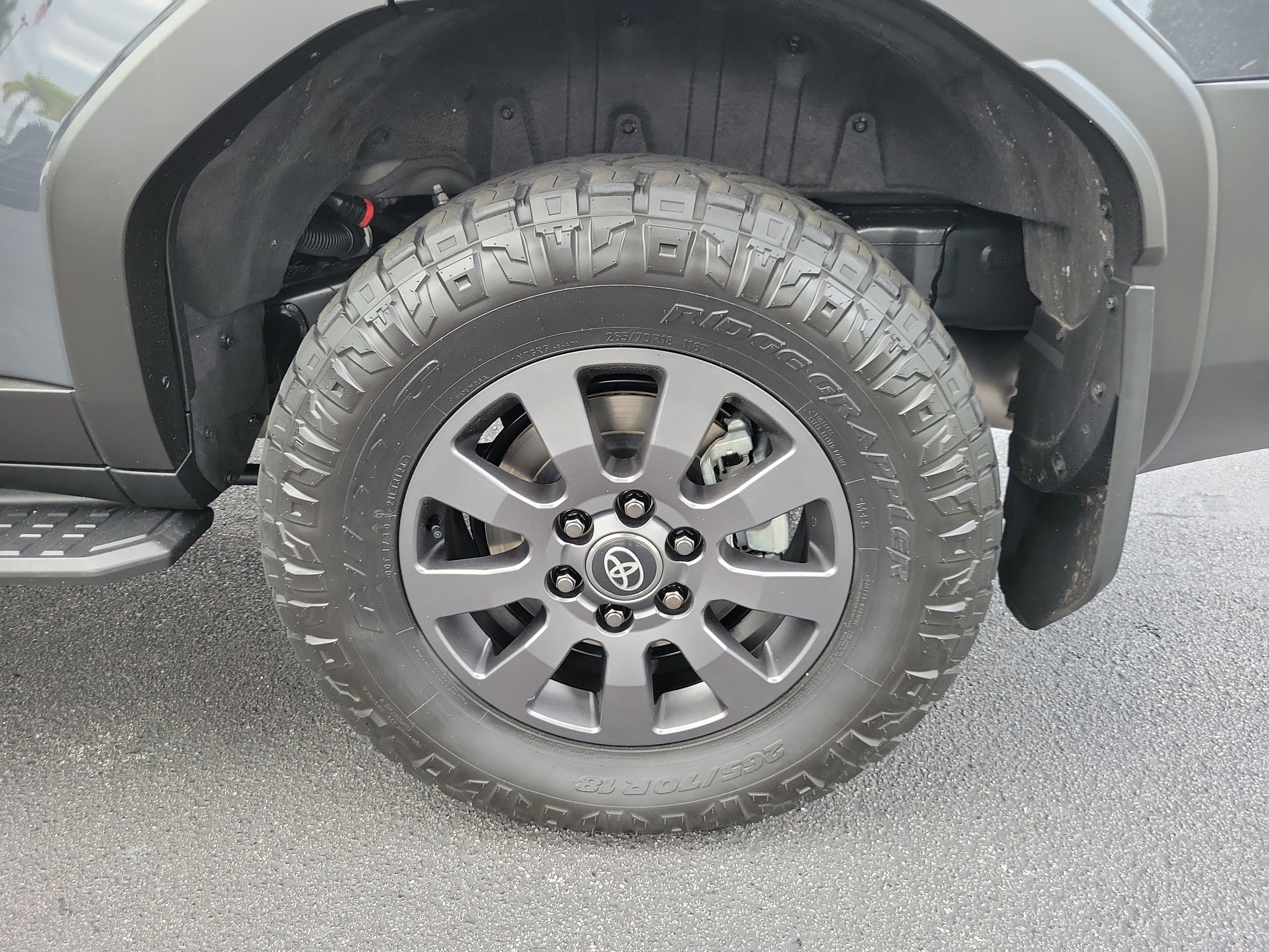 Used 2024 Toyota Land Cruiser image 29