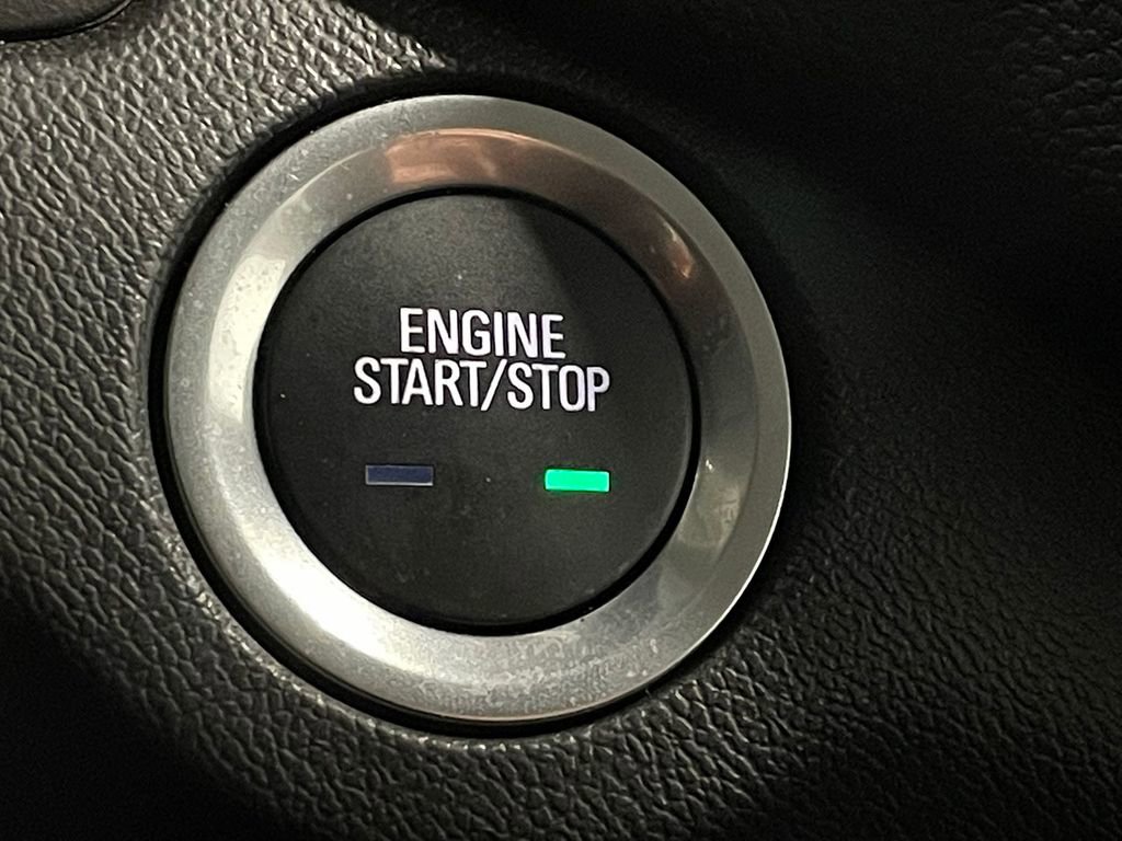 Used 2023 Chevrolet Equinox LT image 30