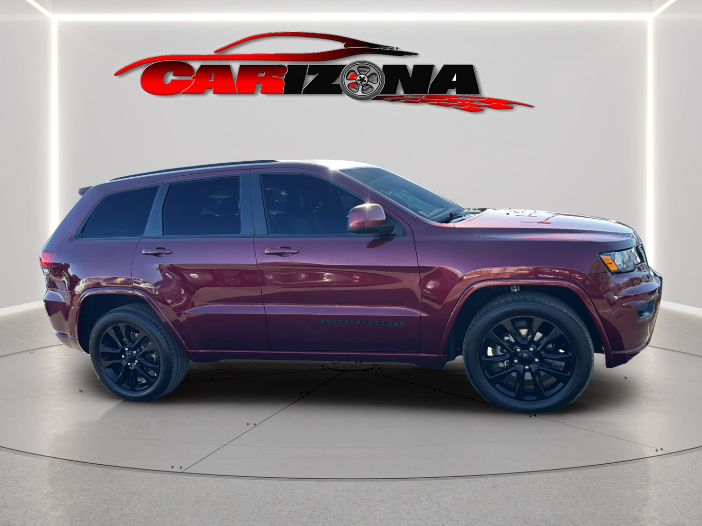 Used 2019 Jeep Grand Cherokee Altitude RWD image 2