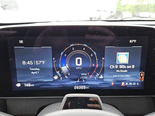 Used 2024 Chevrolet Traverse RS FWD image 25