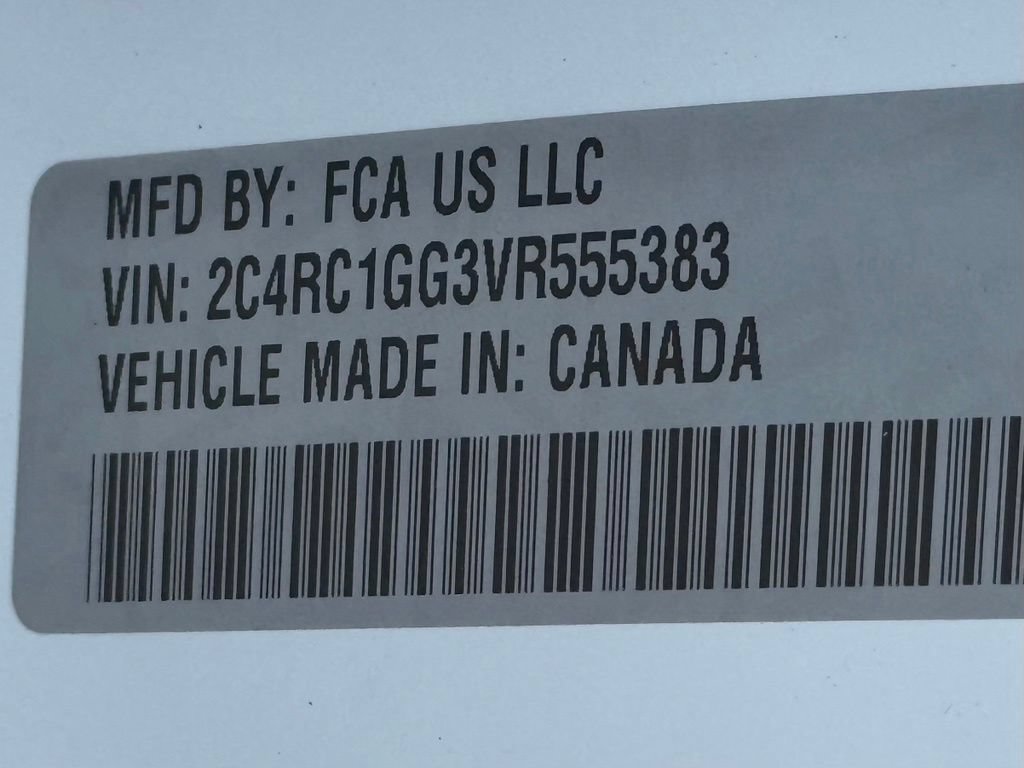 New 2027 Chrysler Pacifica Limited FWD image 37