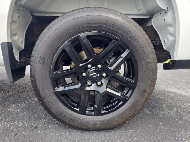 Used 2023 Chevrolet Silverado 1500 Custom AWD/4WD image 14