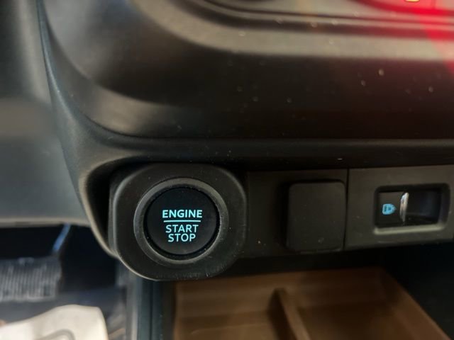 Used 2022 Ford Maverick Lariat w/ Lariat Luxury Package image 26